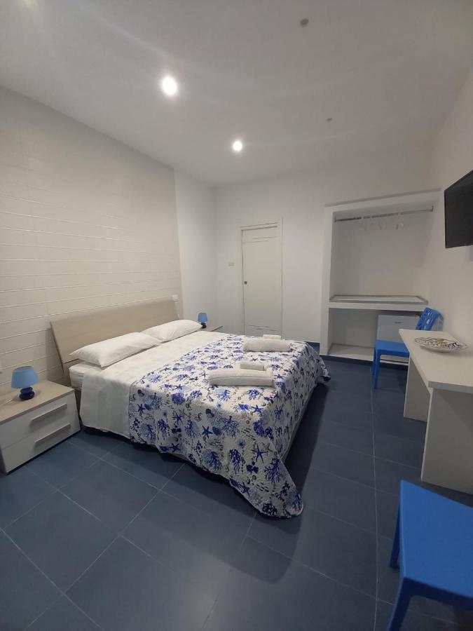 Al Delfino Blu Hotel Margherita Di Savoia Exterior foto